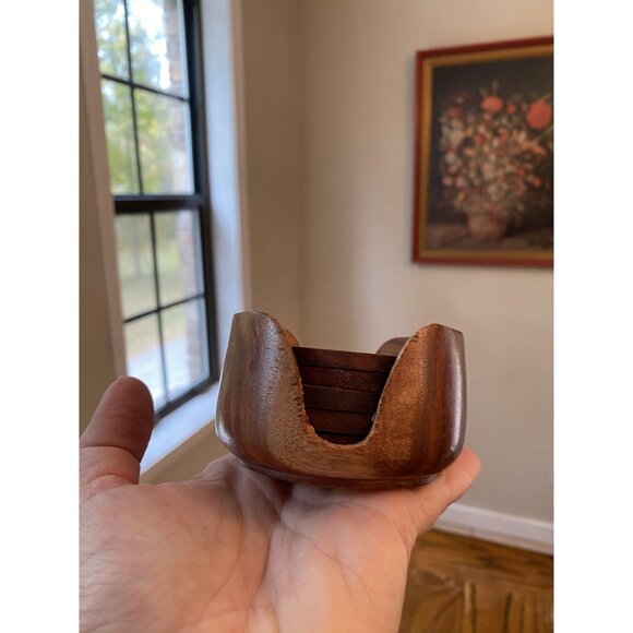 Handcrafted Wooden Coaster Set With Holder - 5 Round Coasters - Picture 3 of 7